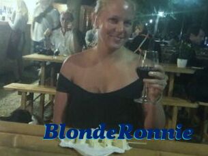 BlondeRonnie