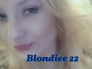 Blondiee_22