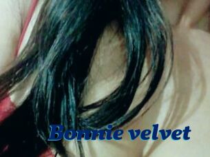 Bonnie_velvet