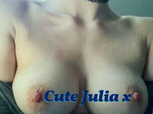 Cute_Julia_x