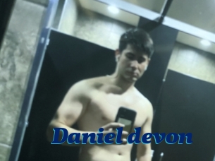 Daniel_devon