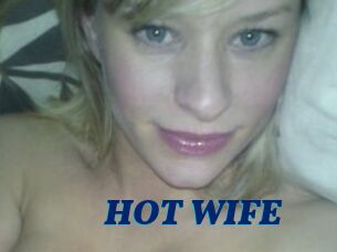 HOT_WIFE