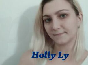 Holly_Ly