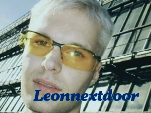 Leonnextdoor