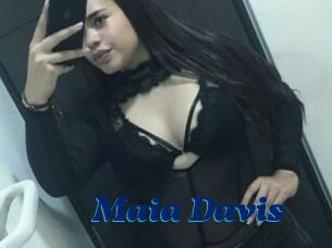 Maia_Davis