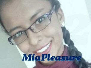 Mia_Pleasure