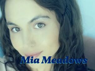 Mia_Meadows