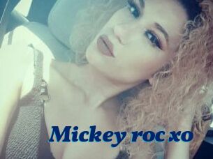 Mickey_roc_xo