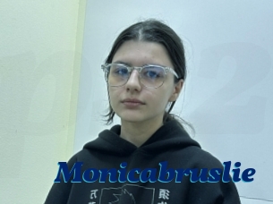 Monicabruslie