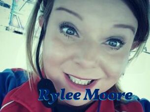 Rylee_Moore