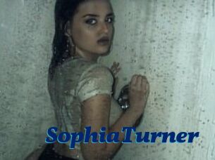 Sophia_Turner