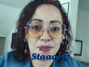 Staacy37