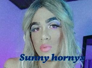 Sunny_hornyx