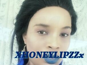 XHONEYLIPZZx