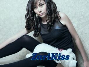 ZariKiss